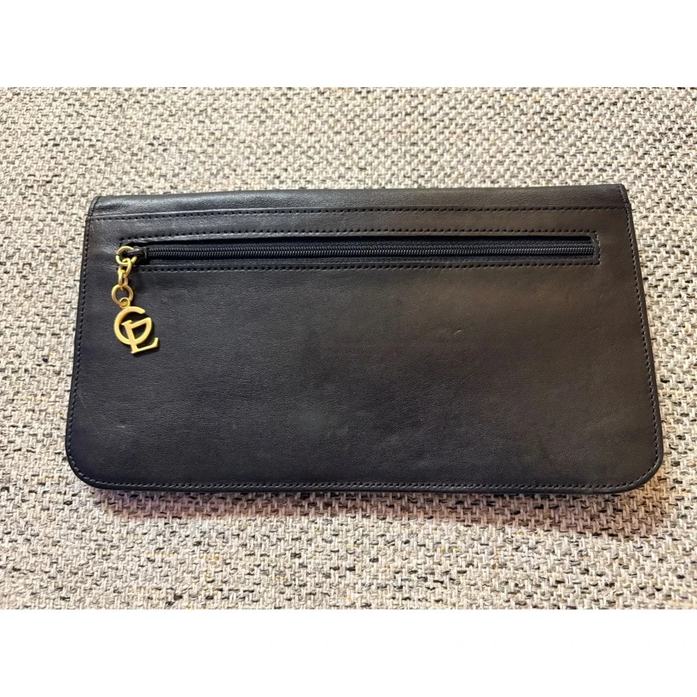 Liza Ganz Black Leather Clutch Wallet Sleek Pristine Gold‎ Triangle Logo & Charm